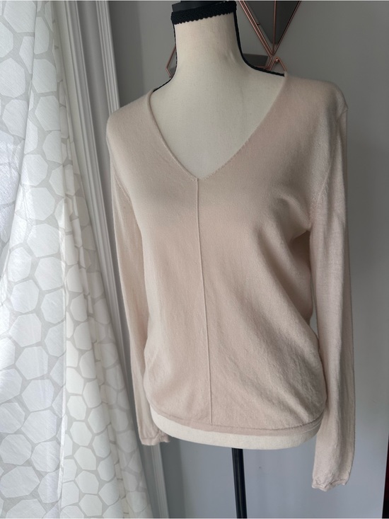 Kit and Ace Sweaters - KIT & ACE 100% Merino Wool V-Neck Lightweight Sweater Beige Semi Sheer Sz Small